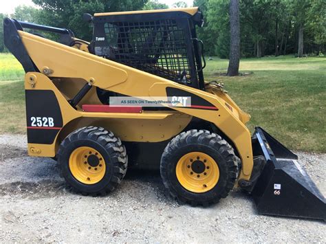 cat 252 skid steer weight|2005 caterpillar 252b skid steer.